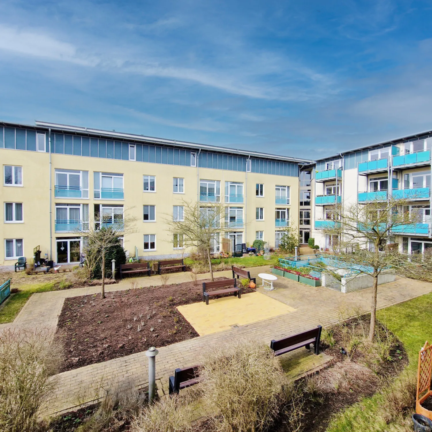 FRANK-Seniorenwohnen in Kiel: Gemeinschaft, Freizeitangebote und Unterstützung durch das DRK vor Ort.