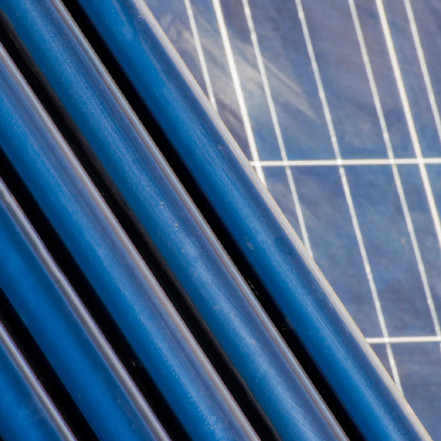 Solar und Wärmepumpe Dach