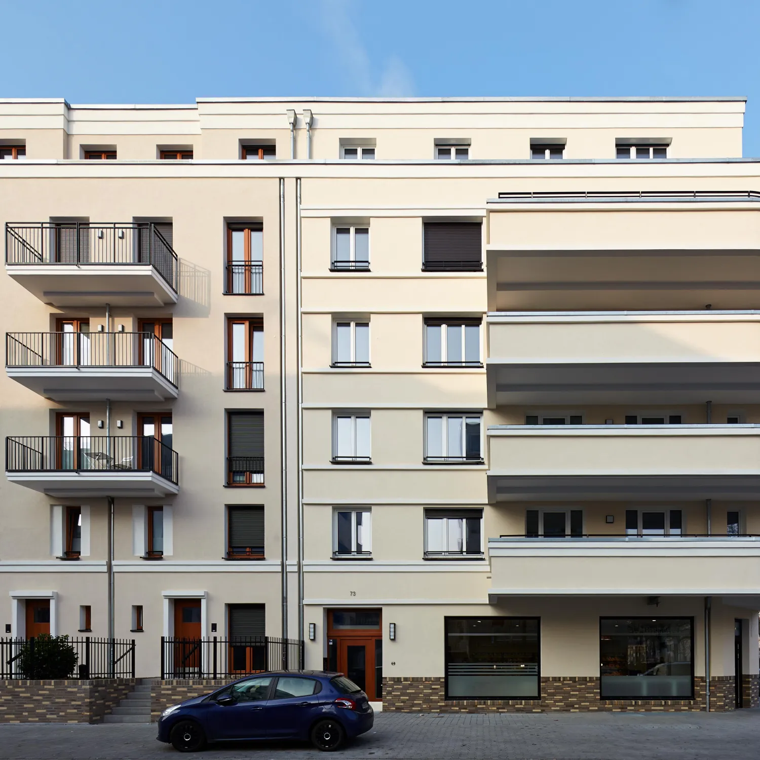 FRANK Frankenallee: modernes Wohnensemble für Singles, Paare, Familien und Senior*innen in urbaner Lage