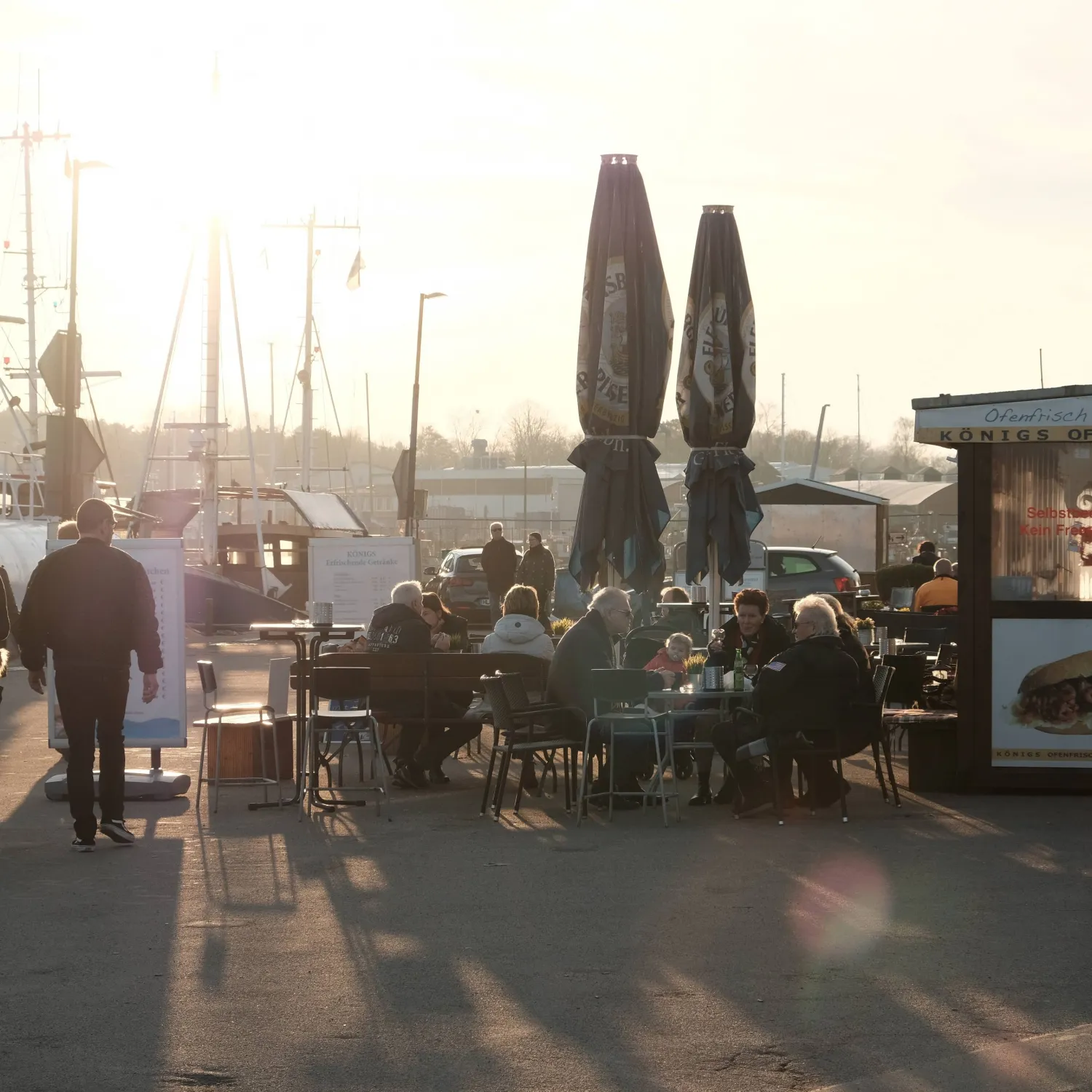 Städtebauliche Entwicklung Travemünde: FRANK schafft Wohnraum, wo andere Urlaub machen, und bewahrt die Fischerei.