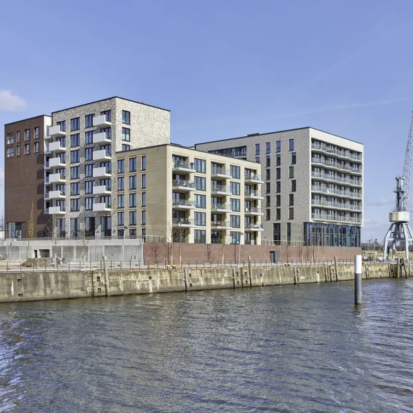 FRANK realisiert ein modernes Wohnobjekt am Hafenbecken mit nachhaltigen und ganzheitlichen Investitionen.